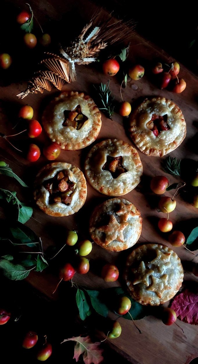 Crabapple & Rosemary Hand Pies: Ancestral Offerings for Mabon – Gather Victoria